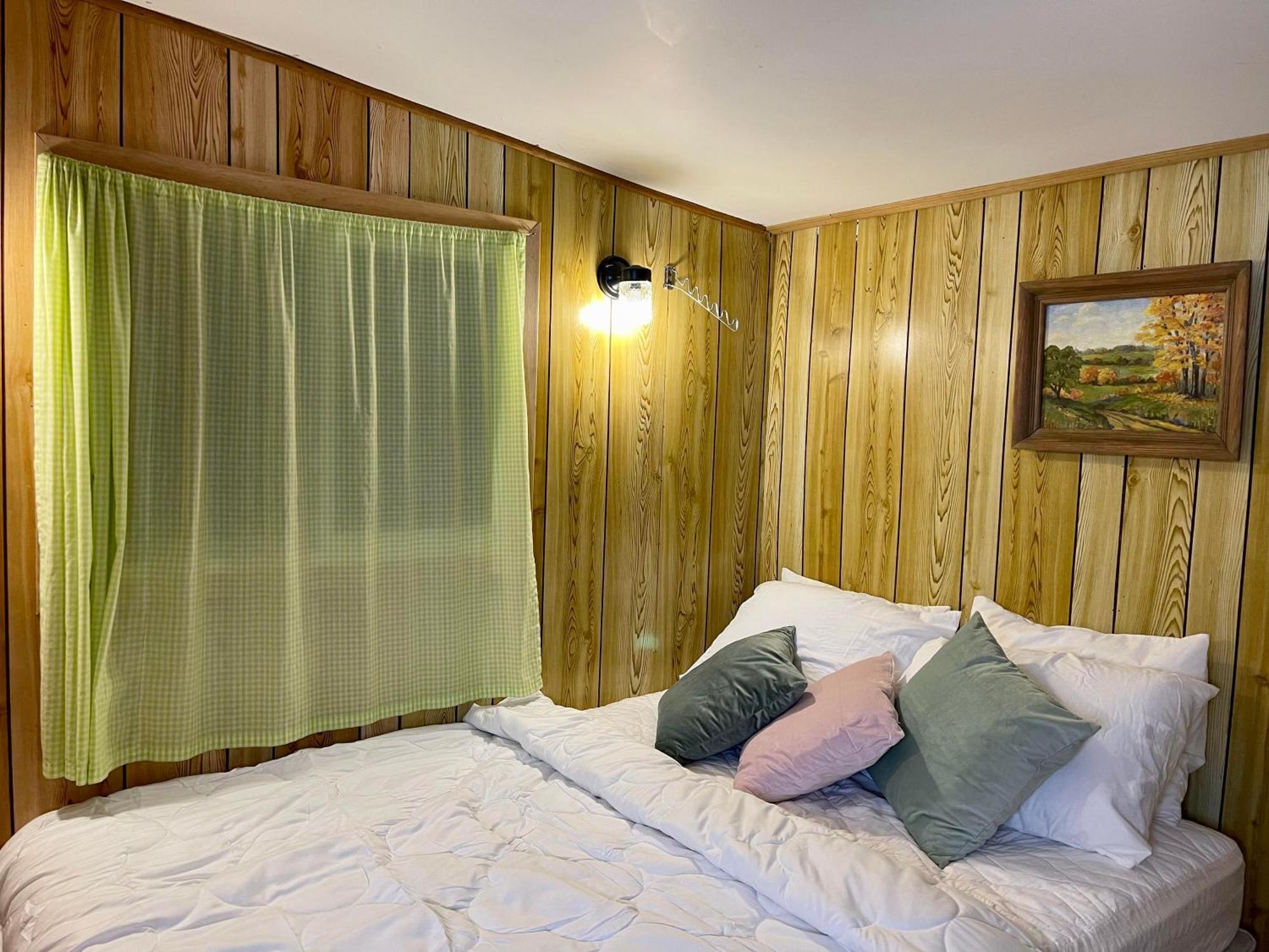 Ambleside Cottage Resort Bobcaygeon Exterior foto